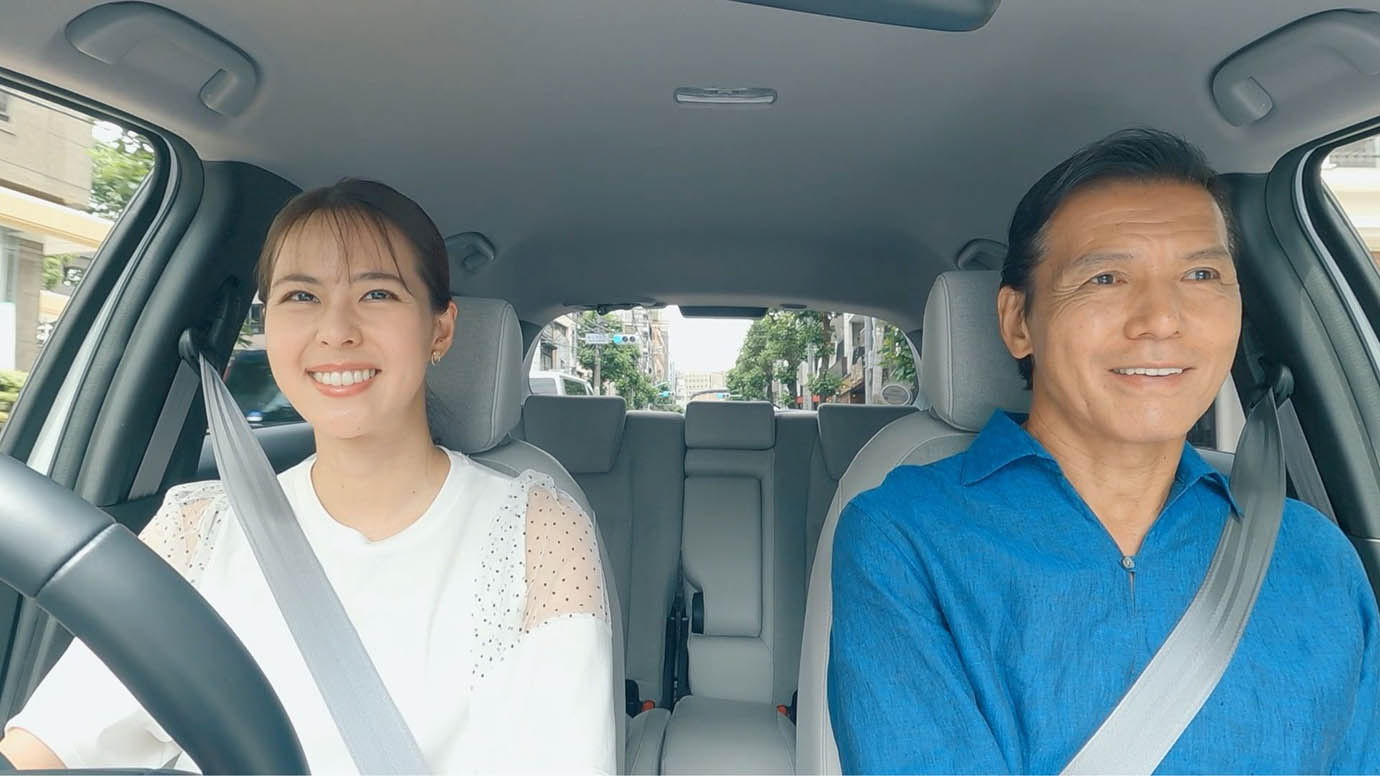 【話題】Honda FIT 発売20周年企画で 「タイムスリップ ドライブ」動画公開！ 阿部祐二と阿部桃子の親子旅