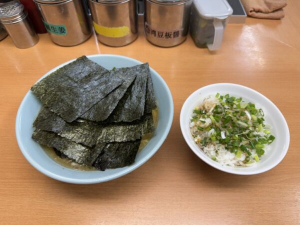 ラーメン屋『らすた』に行ったら！ ねぎめし！ 絶対オーダーだよな！ な？