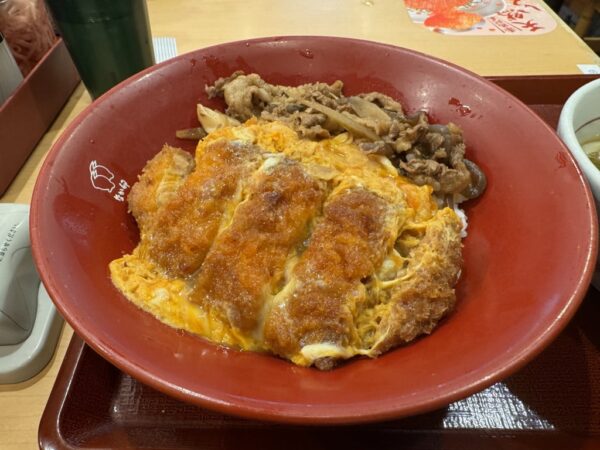 なか卯のカツ丼がインターネット上で高評価なので食べてみた