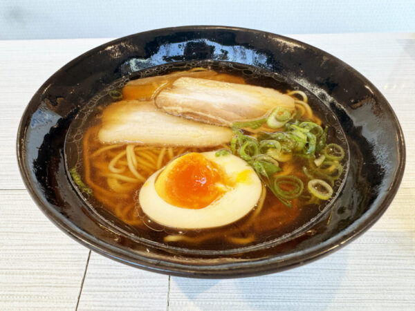 はま寿司のラーメンは「昭和の醤油ラーメン」だから食べたかったら食べるダヨ