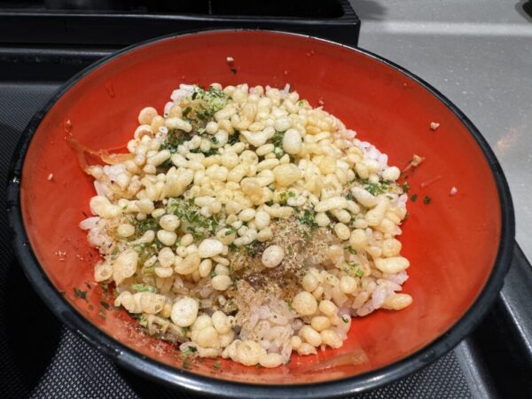 鳥羽周作シェフ監修の富士そば料理「うまたぬきめし」について