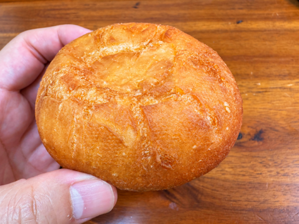 セブンイレブンの「お店で揚げた北海道産小豆使用あんドーナツ」はいいぞ